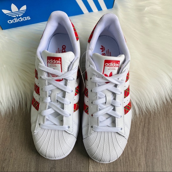 NWT Adidas Originals Superstar Women’s Shoes - Picture 2 of 9